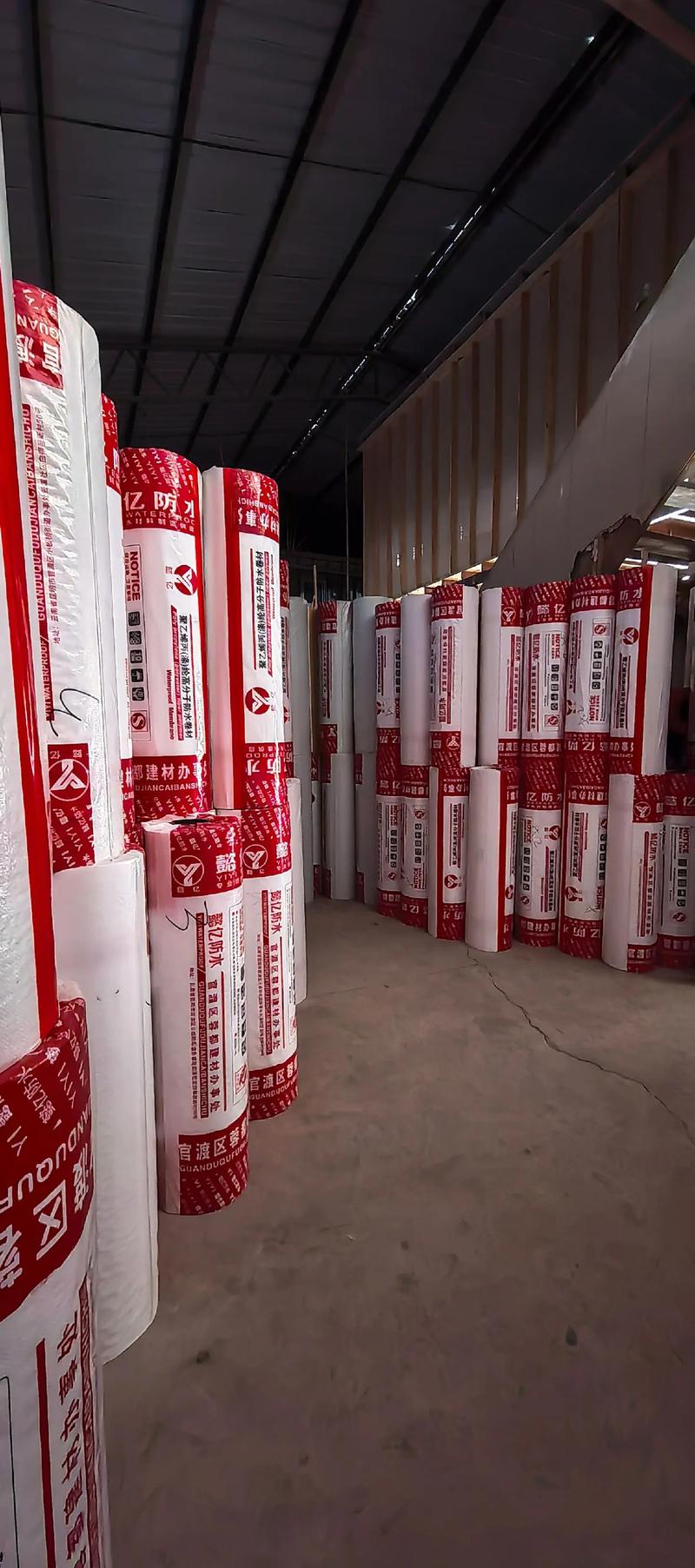 建筑材料批发行业动态：寻找未来的材料趋势与挑战